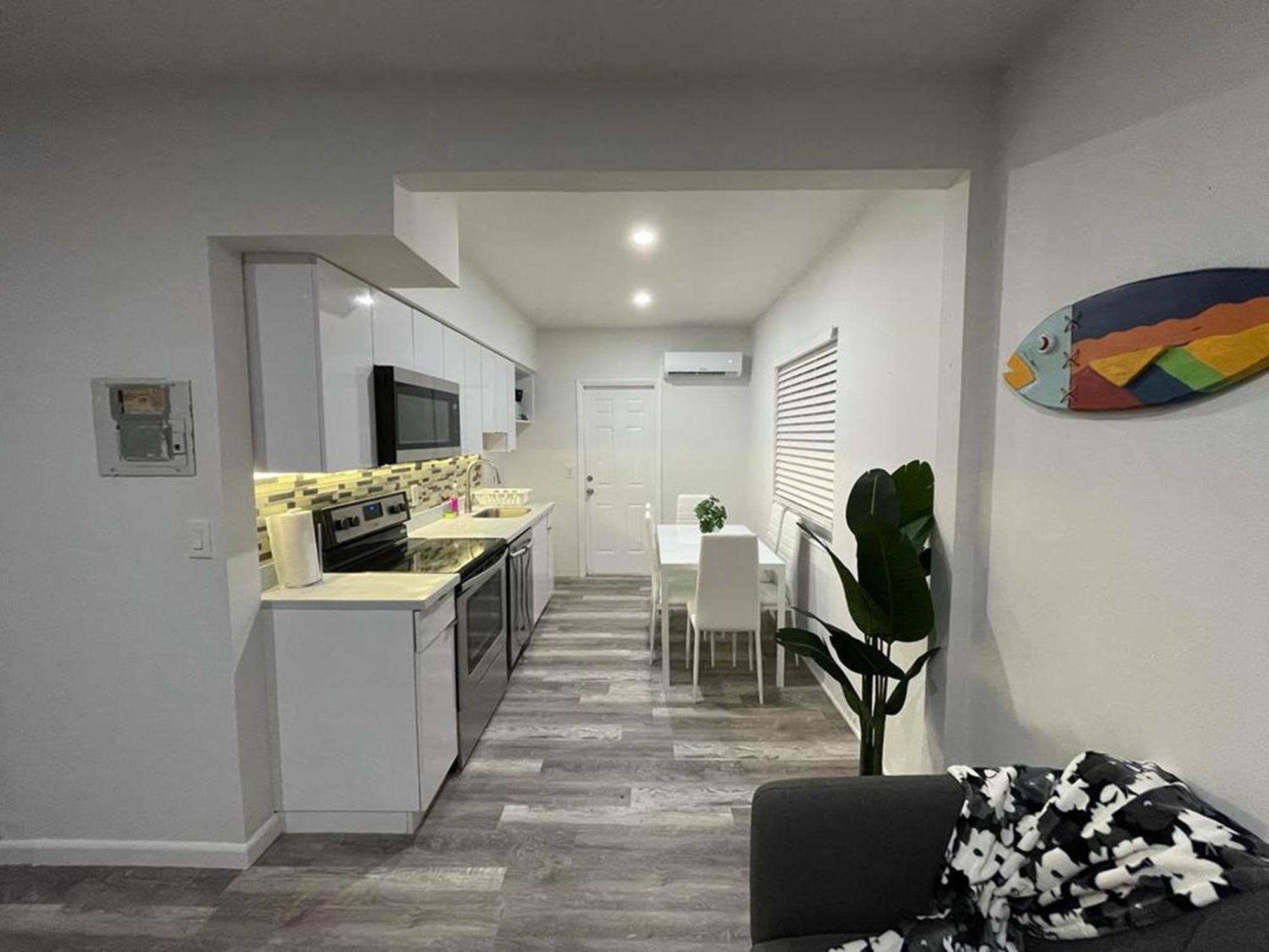 Douglas Rd Apartments Miami Exterior photo