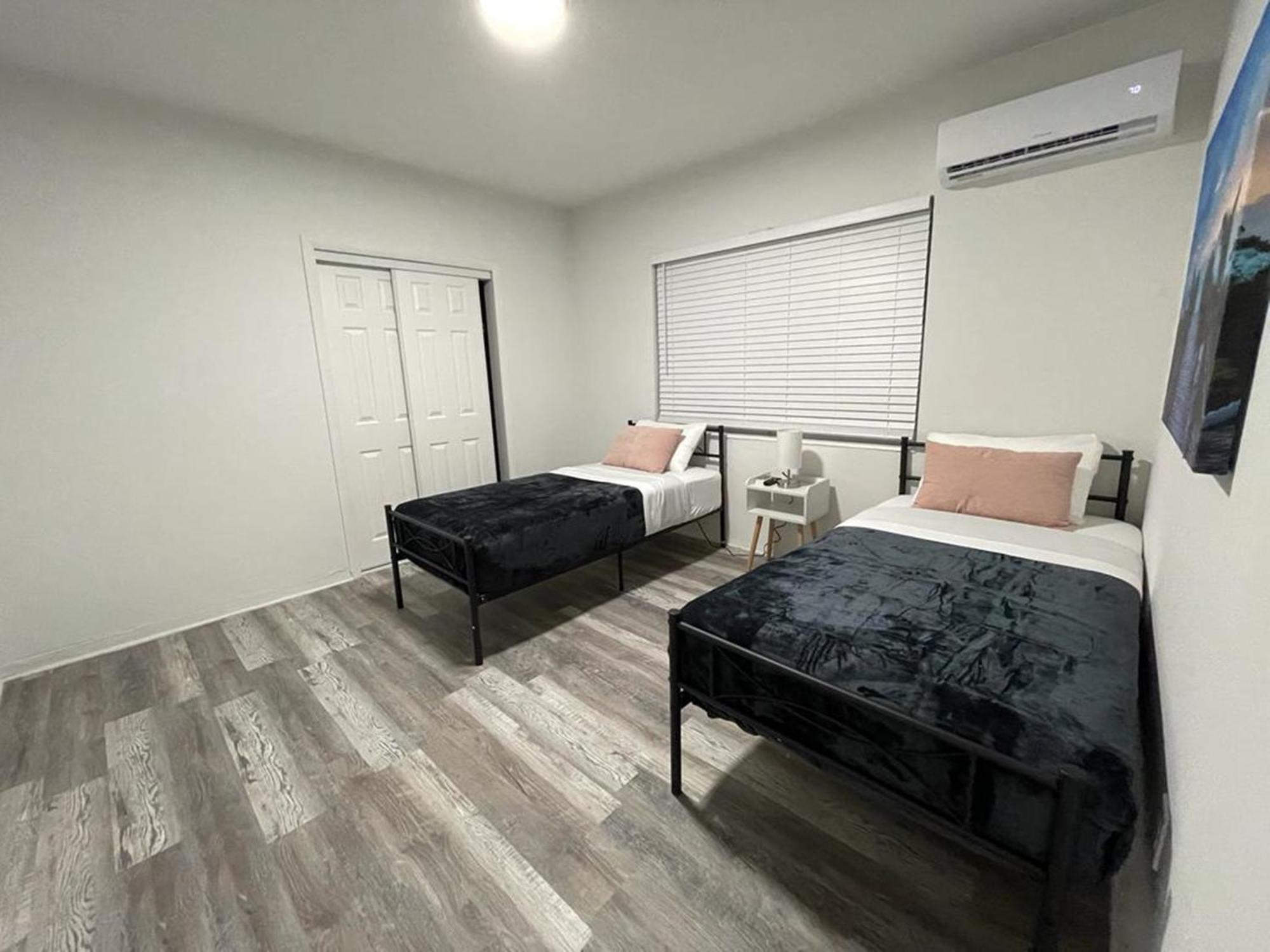 Douglas Rd Apartments Miami Exterior photo