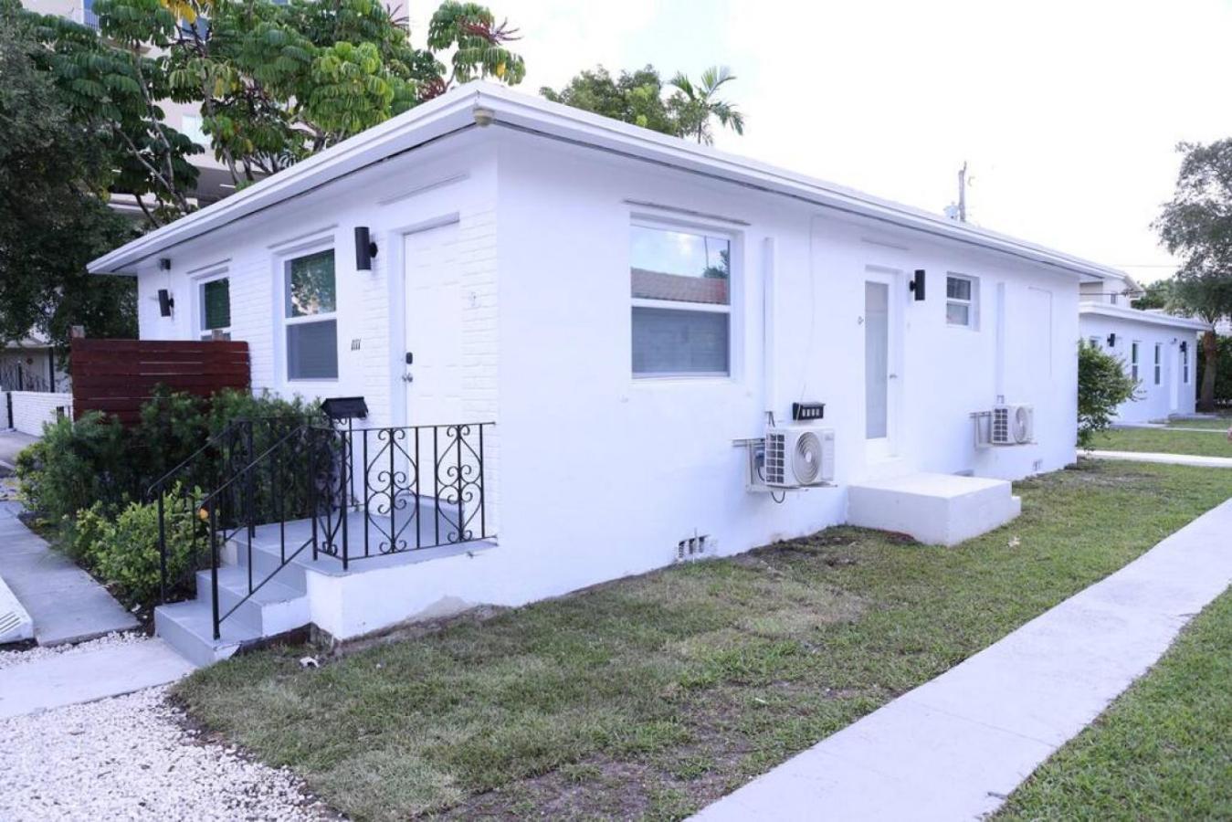 Douglas Rd Apartments Miami Exterior photo
